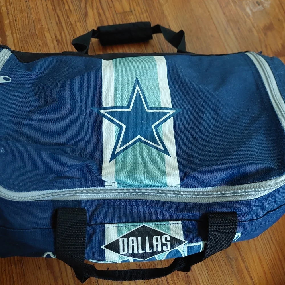 Vintage NFL Dallas Cowboys Blue Duffel Bag Football (Bag C)